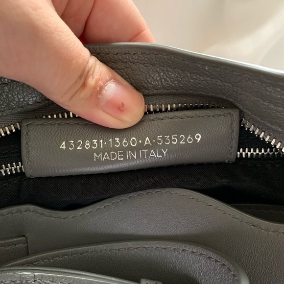 πHost PickπBalenciaga Metallic Edge City Small - Picture 8 of 10